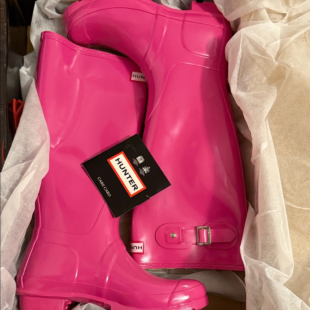 Hunter Fuchsia Tall Boots - Picture 2 of 4